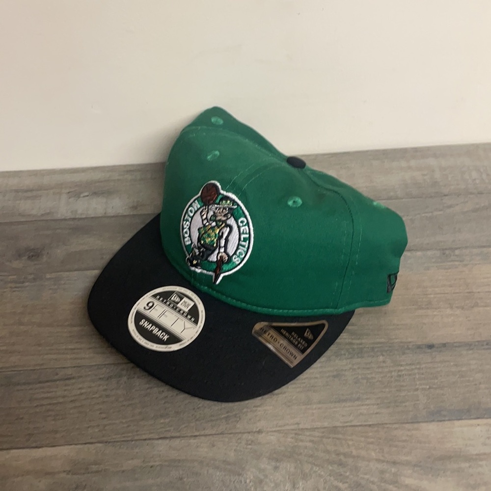 New Era Boston Celtics 17X World Champions Snapback (9FIFTY) Green/Black Retro - Picture 8 of 8